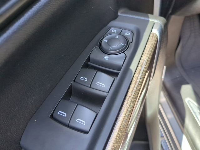 Used 2019 Chevrolet Silverado 1500 LT Trail Boss AWD/4WD image 21