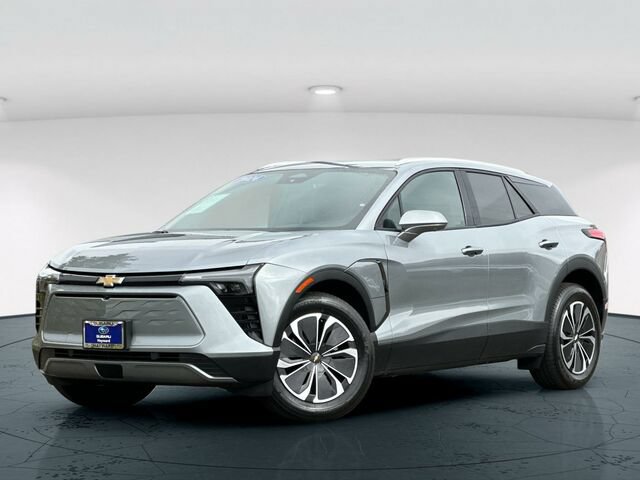 Used 2024 Chevrolet Blazer EV LT AWD/4WD image 2
