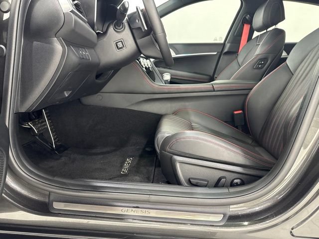 Used 2023 Genesis G70 2.0T w/ Sport Prestige Package AWD/4WD image 14