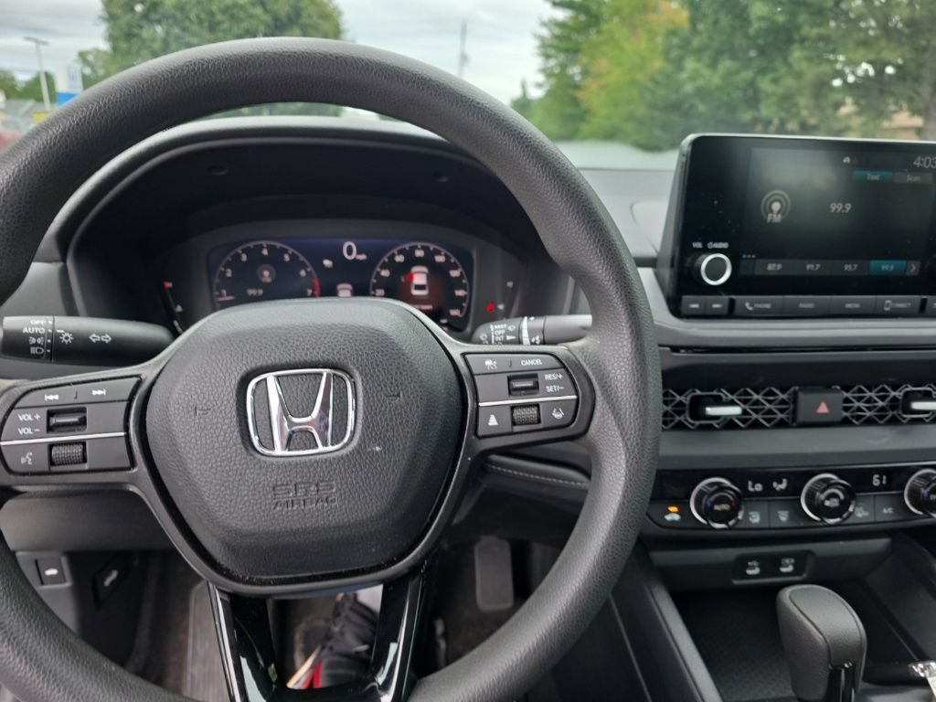 Certified 2024 Honda Accord EX image 21