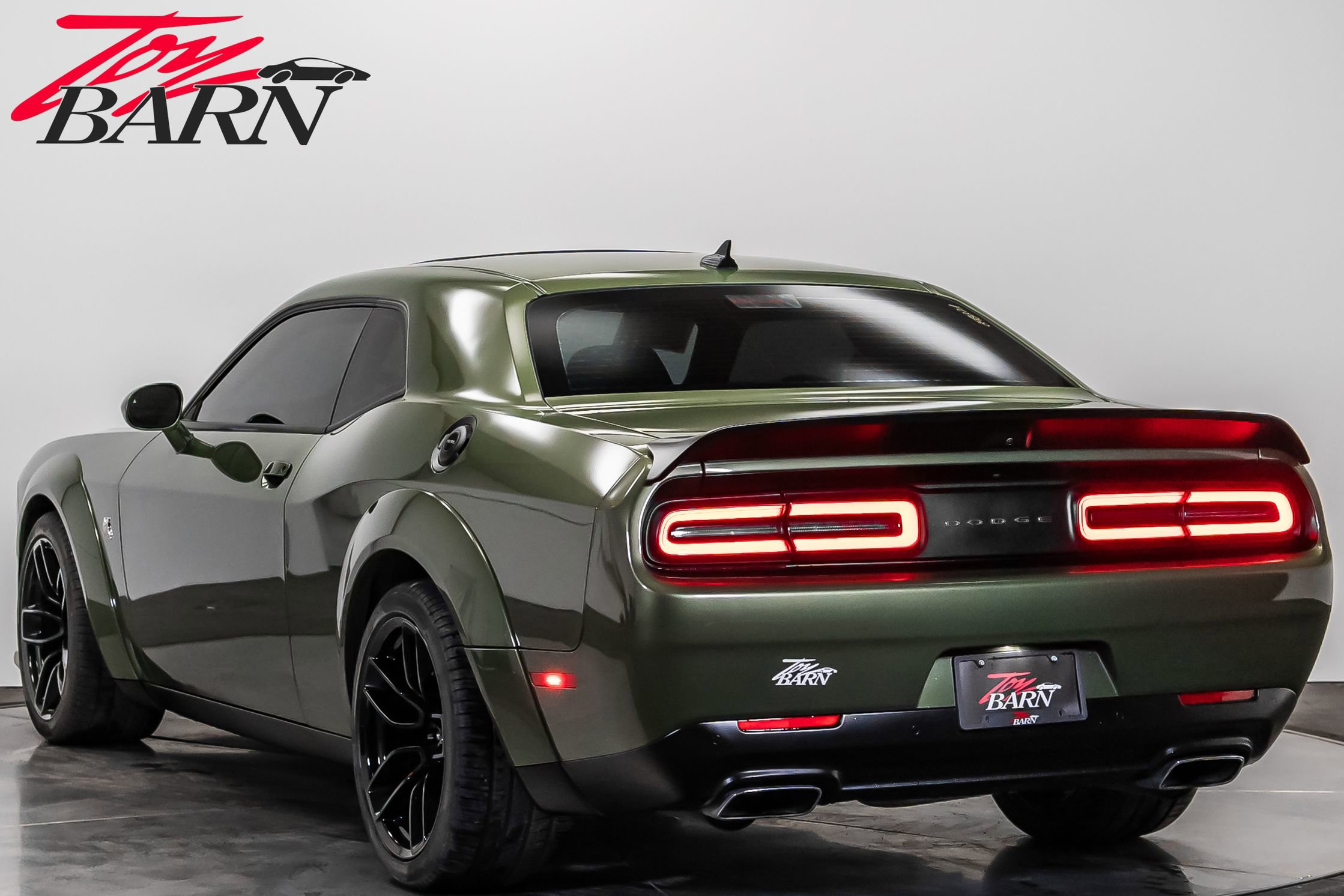 Used 2022 Dodge Challenger R/T Scat Pack image 3
