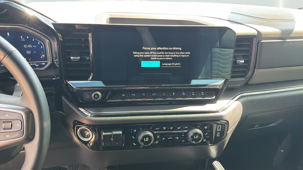 Used 2023 Chevrolet Silverado 1500 ZR2 w/ Technology Package AWD/4WD image 16