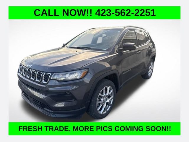 Used 2024 Jeep Compass Latitude