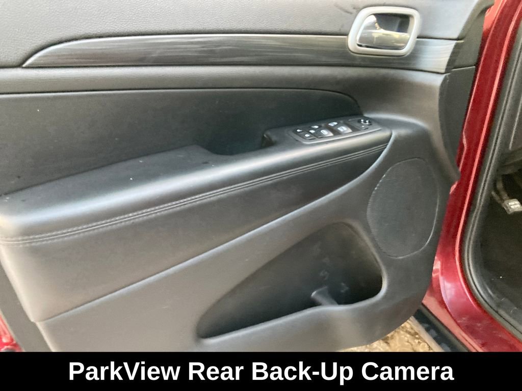 Used 2020 Jeep Grand Cherokee Laredo image 13