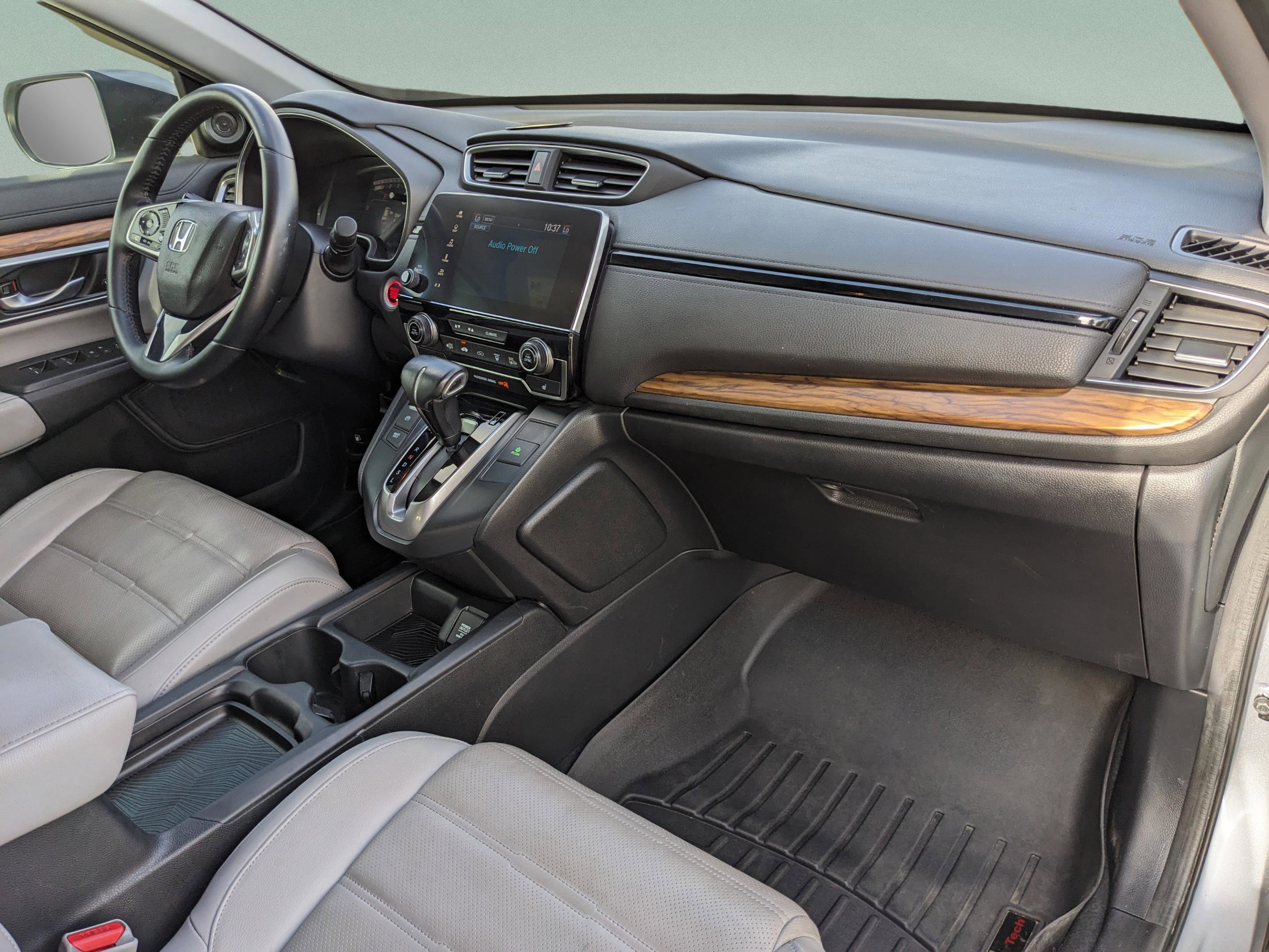 Used 2018 Honda CR-V Touring image 16