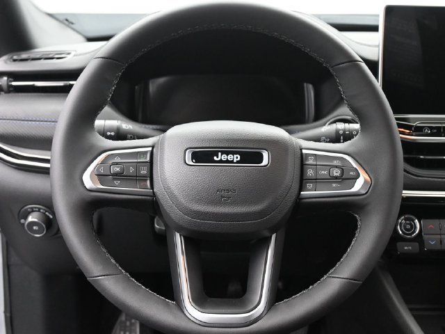 New 2025 Jeep Compass Limited w/ Driver Assist Group I AWD/4WD image 26