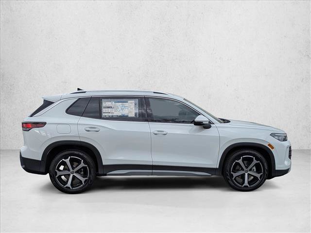 New 2026 Volkswagen Tiguan SE FWD image 4