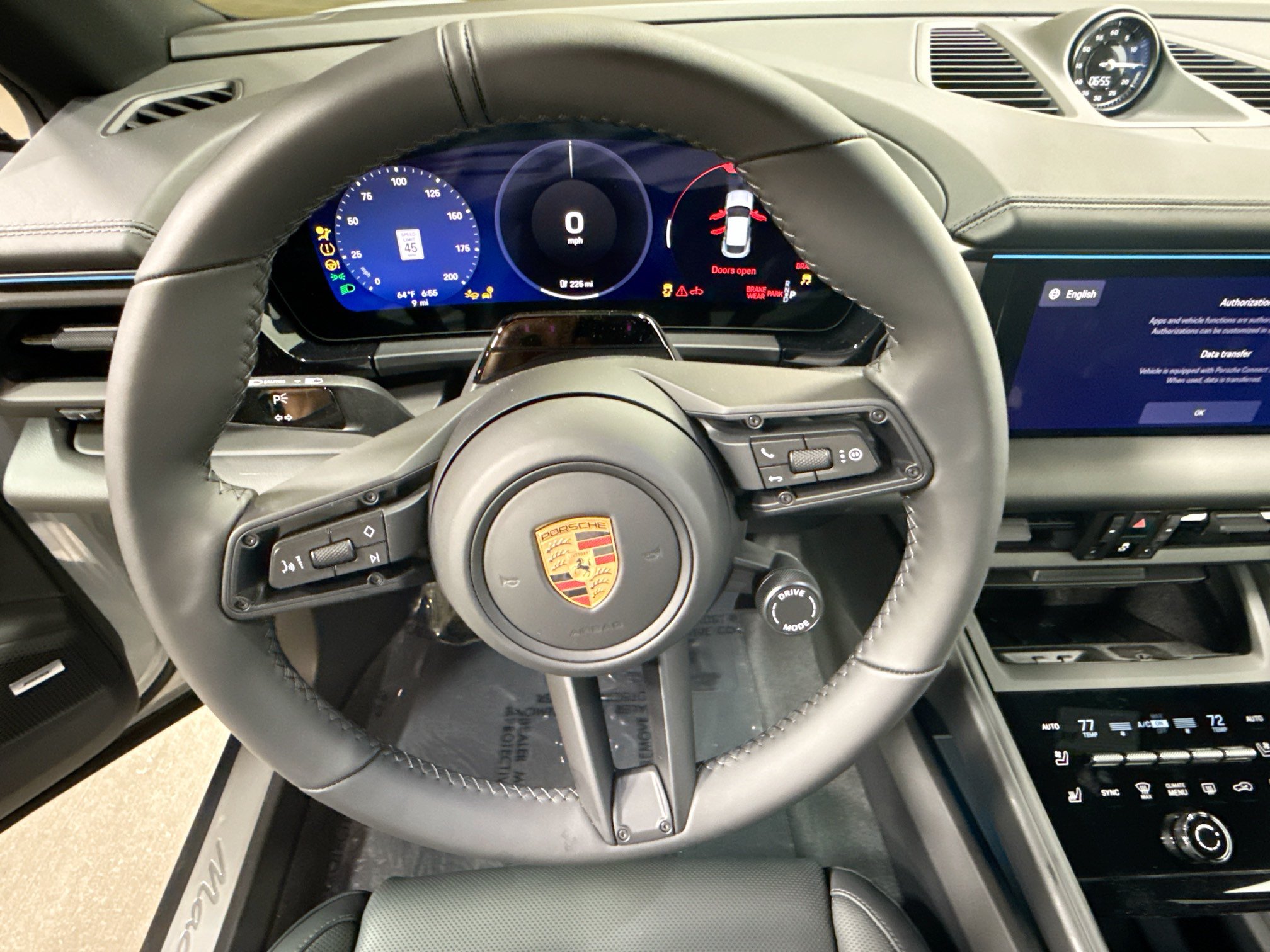 Certified 2026 Porsche Macan Electric RWD image 38