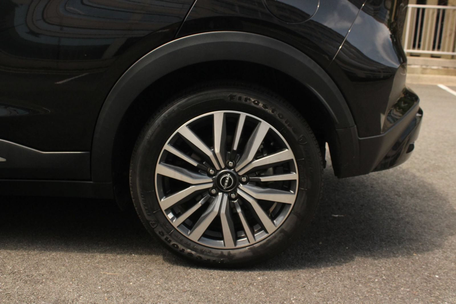 Used 2024 Nissan Kicks SR FWD image 10