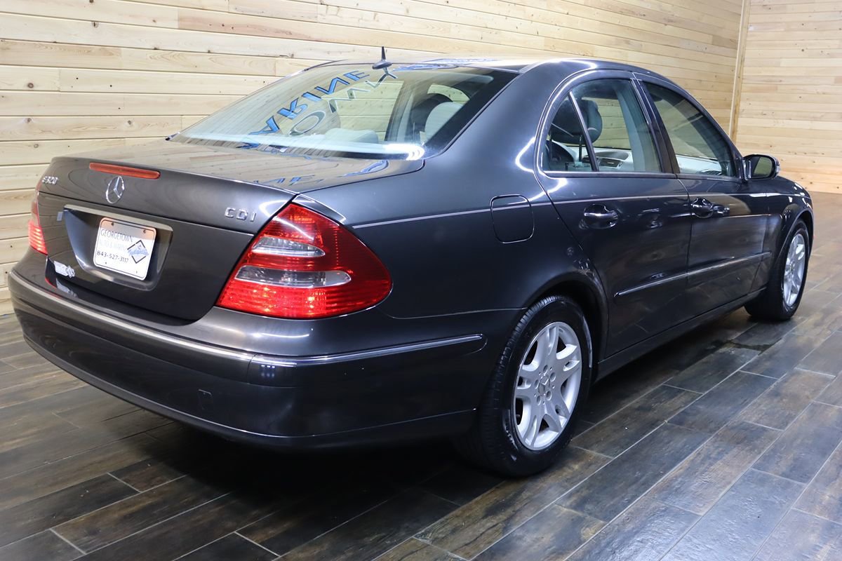 Used 2005 Mercedes-Benz E 320 CDI Sedan image 5