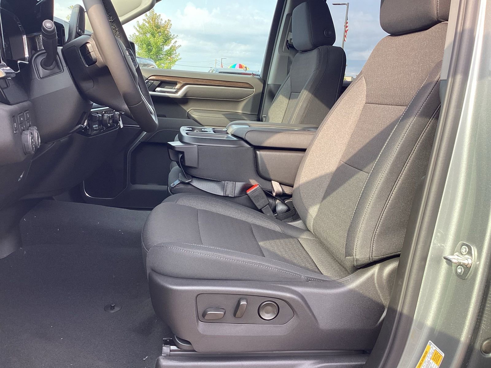 New 2026 Chevrolet Silverado 1500 LT image 5