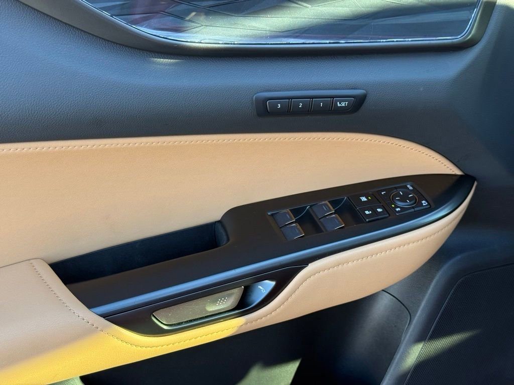 Certified 2025 Lexus NX 350 AWD w/ Accessory Package (Z2) image 24