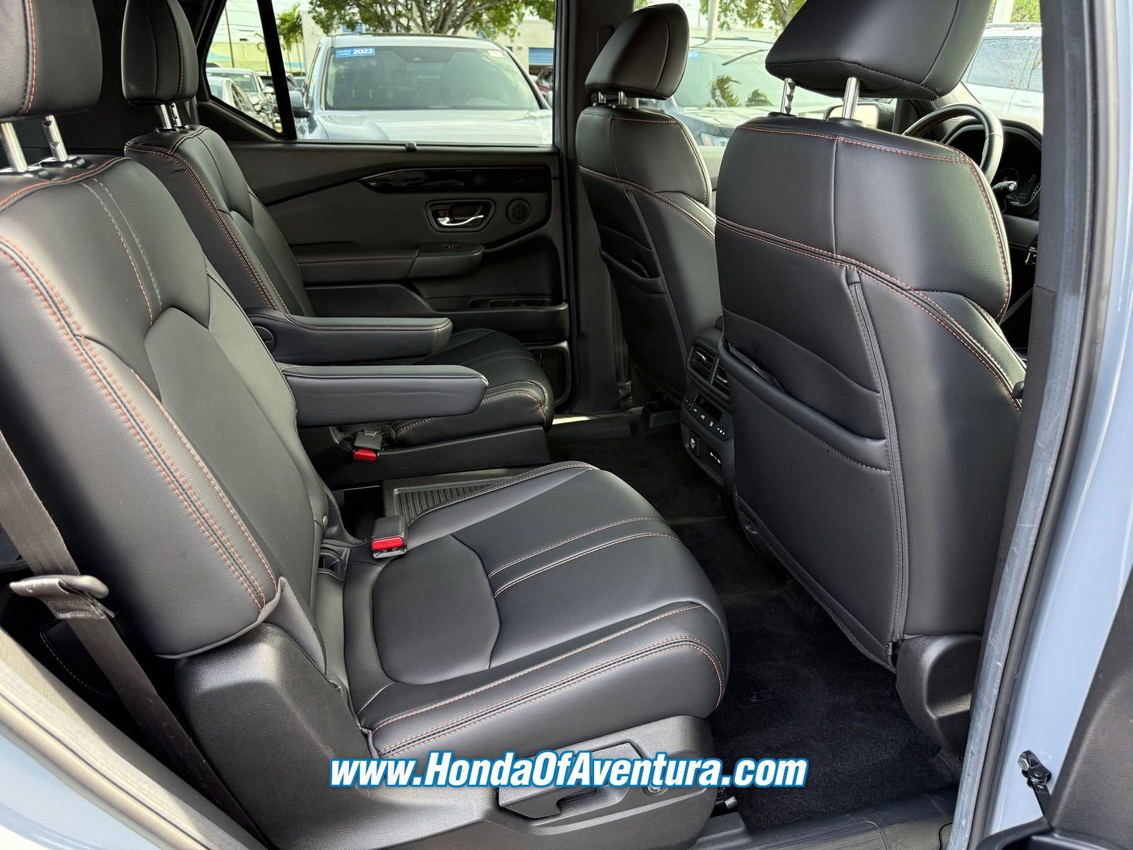 Certified 2025 Honda Pilot TrailSport image 10