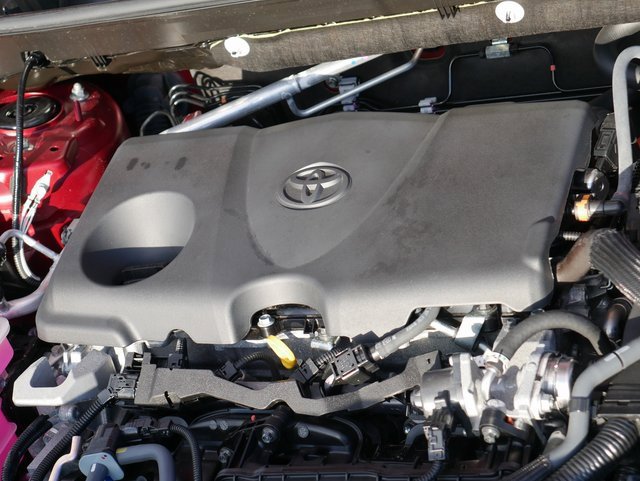 Used 2024 Toyota RAV4 LE image 9
