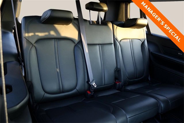 New 2025 Jeep Wagoneer L Series III w/ Rear Seat Video Group 1 image 15