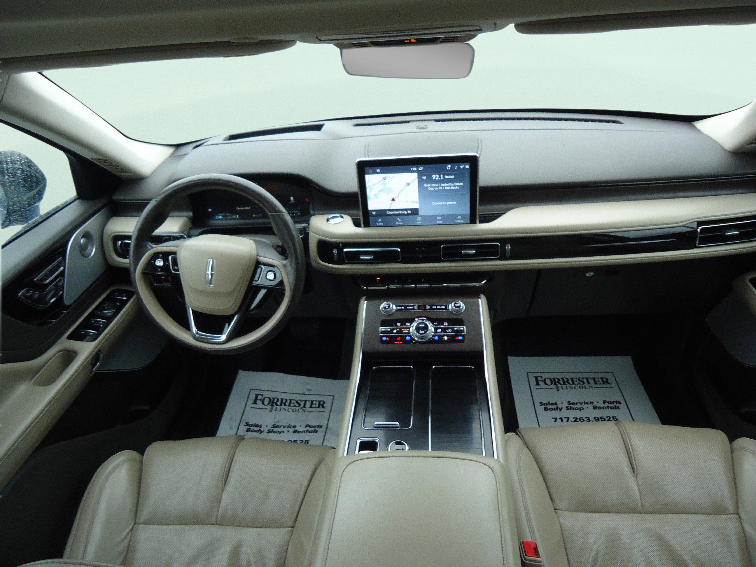 Used 2021 Lincoln Aviator Reserve w/ Equipment Group 202A image 11