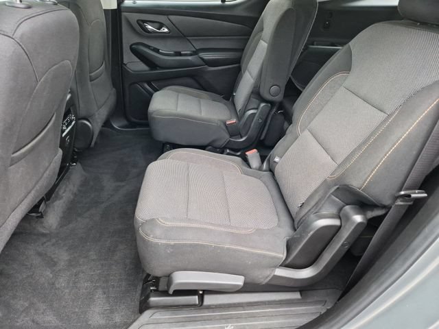 Used 2018 Chevrolet Traverse LT w/ LPO, Floor Liner Package FWD image 23