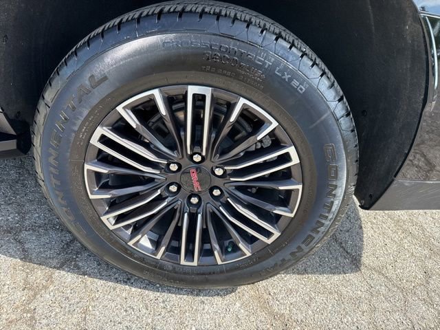 Used 2025 GMC Yukon Elevation w/ LPO, Elevation Black Package image 19