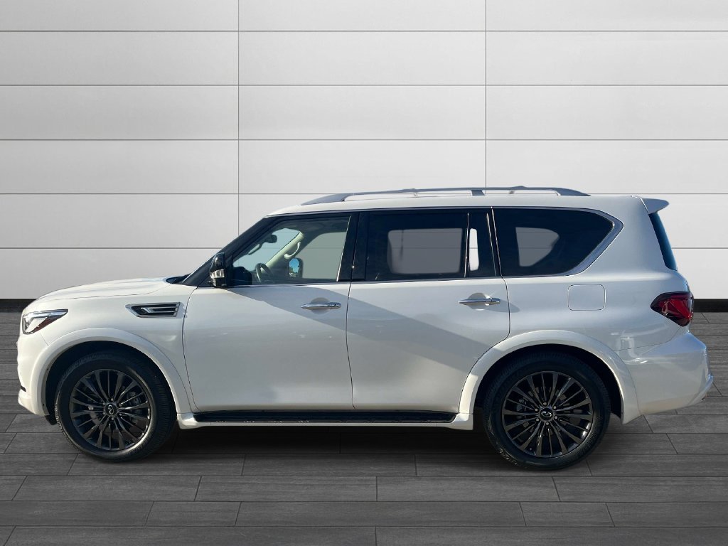 Used 2021 INFINITI QX80 Premium Select w/ All-Season Package RWD image 2
