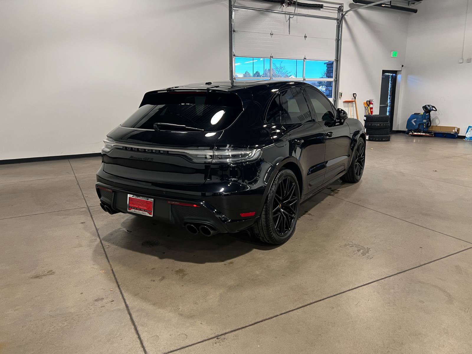 Used 2024 Porsche Macan GTS image 3