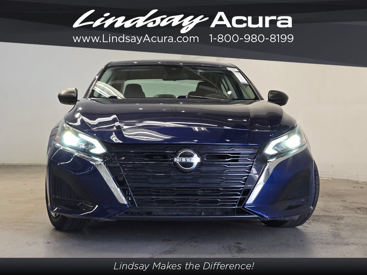 Used 2024 Nissan Altima 2.5 S FWD image 2