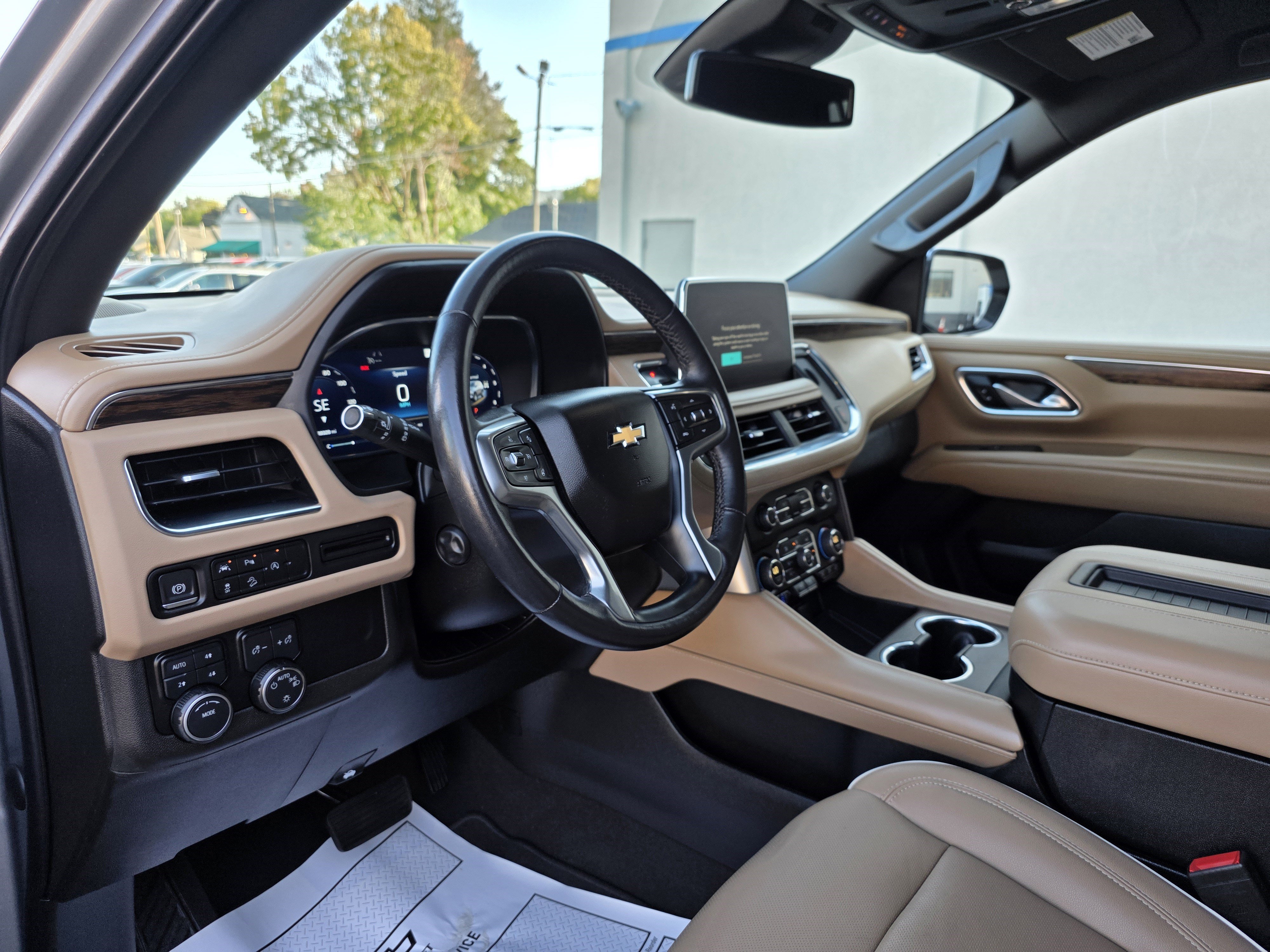 Used 2023 Chevrolet Tahoe Premier image 12