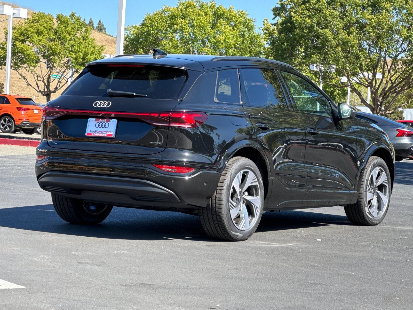 New 2027 Audi Q6 e-tron Premium AWD/4WD image 6