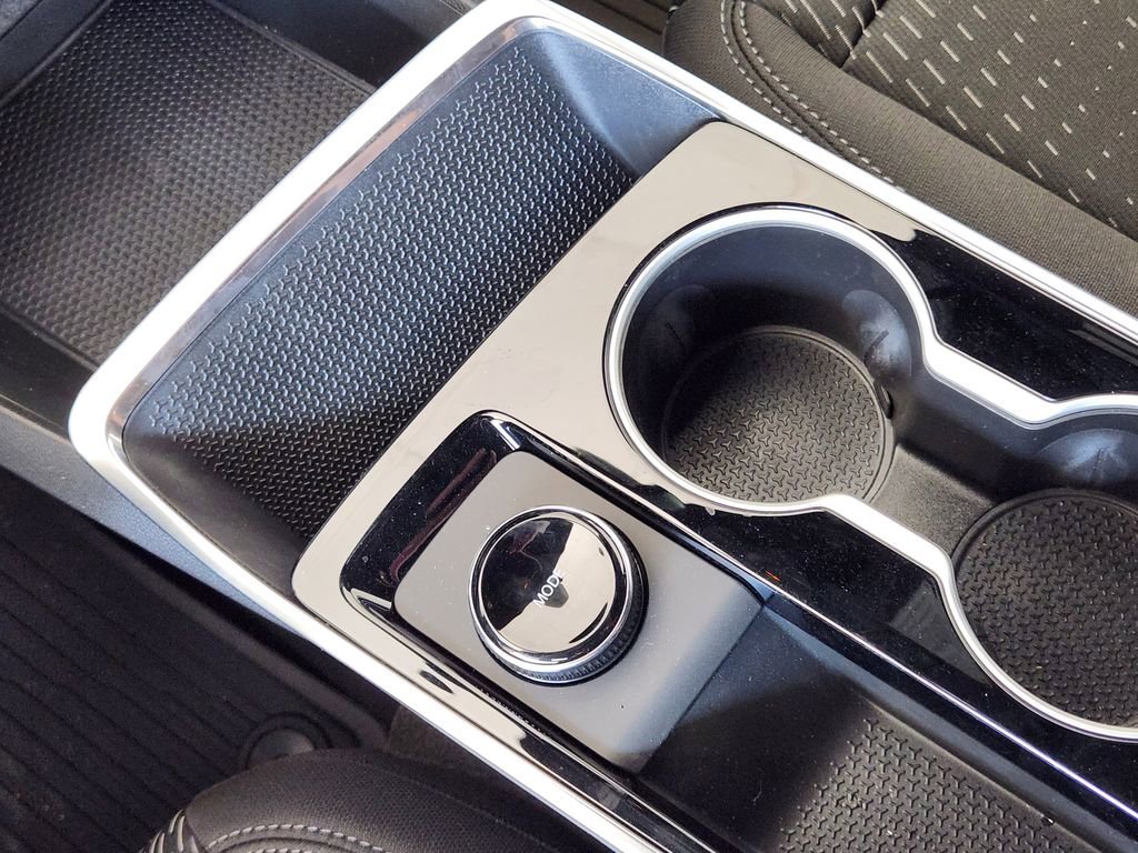 New 2026 Chevrolet Equinox LT w/ LPO, Floor Liner Package image 15