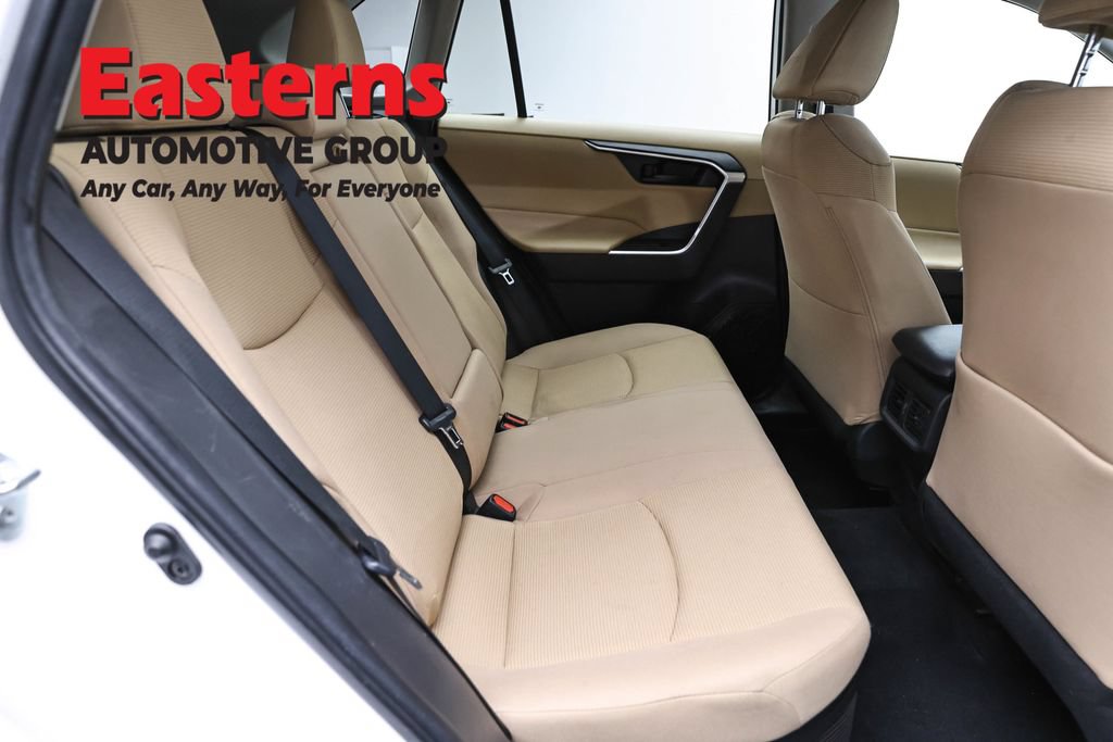 Used 2023 Toyota RAV4 LE AWD/4WD image 22