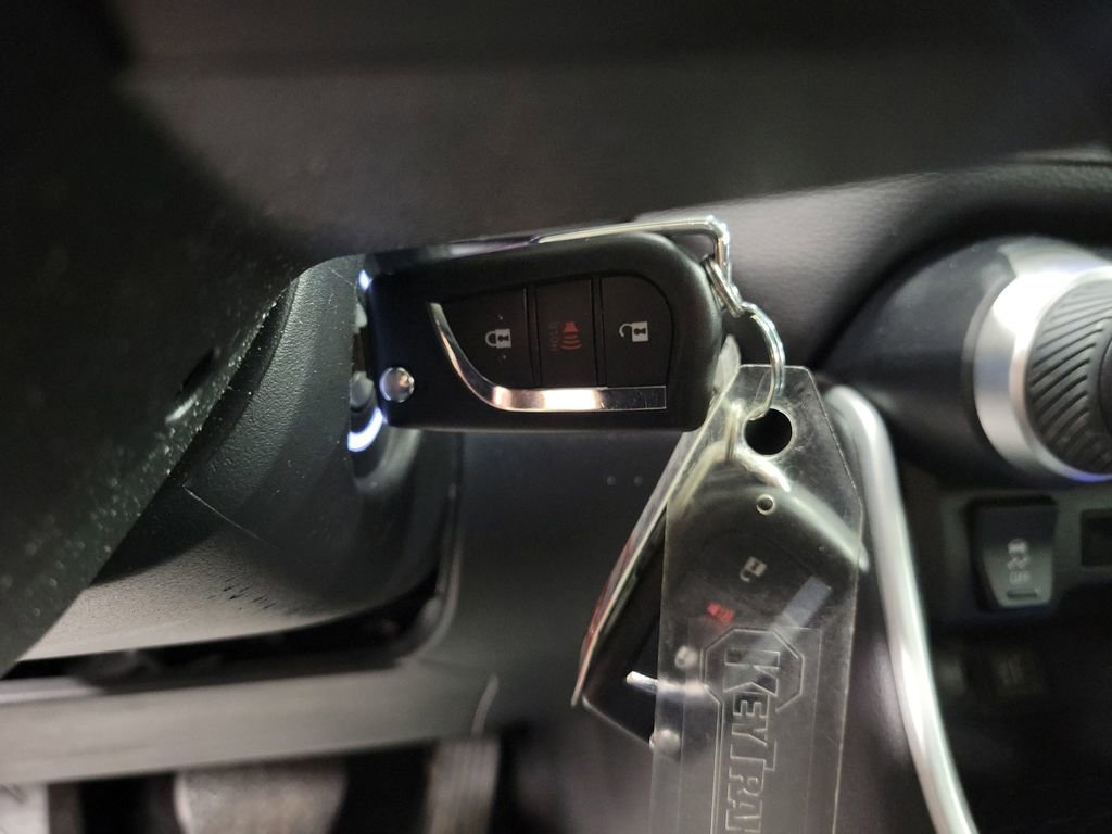 Used 2023 Toyota RAV4 LE image 15