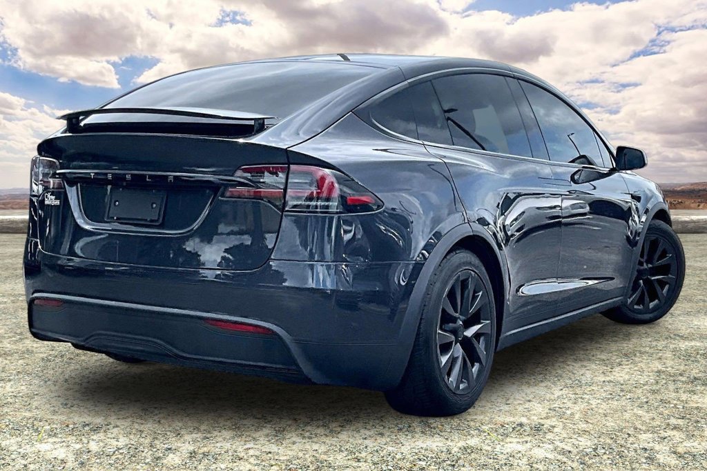 Used 2024 Tesla Model X AWD/4WD image 5