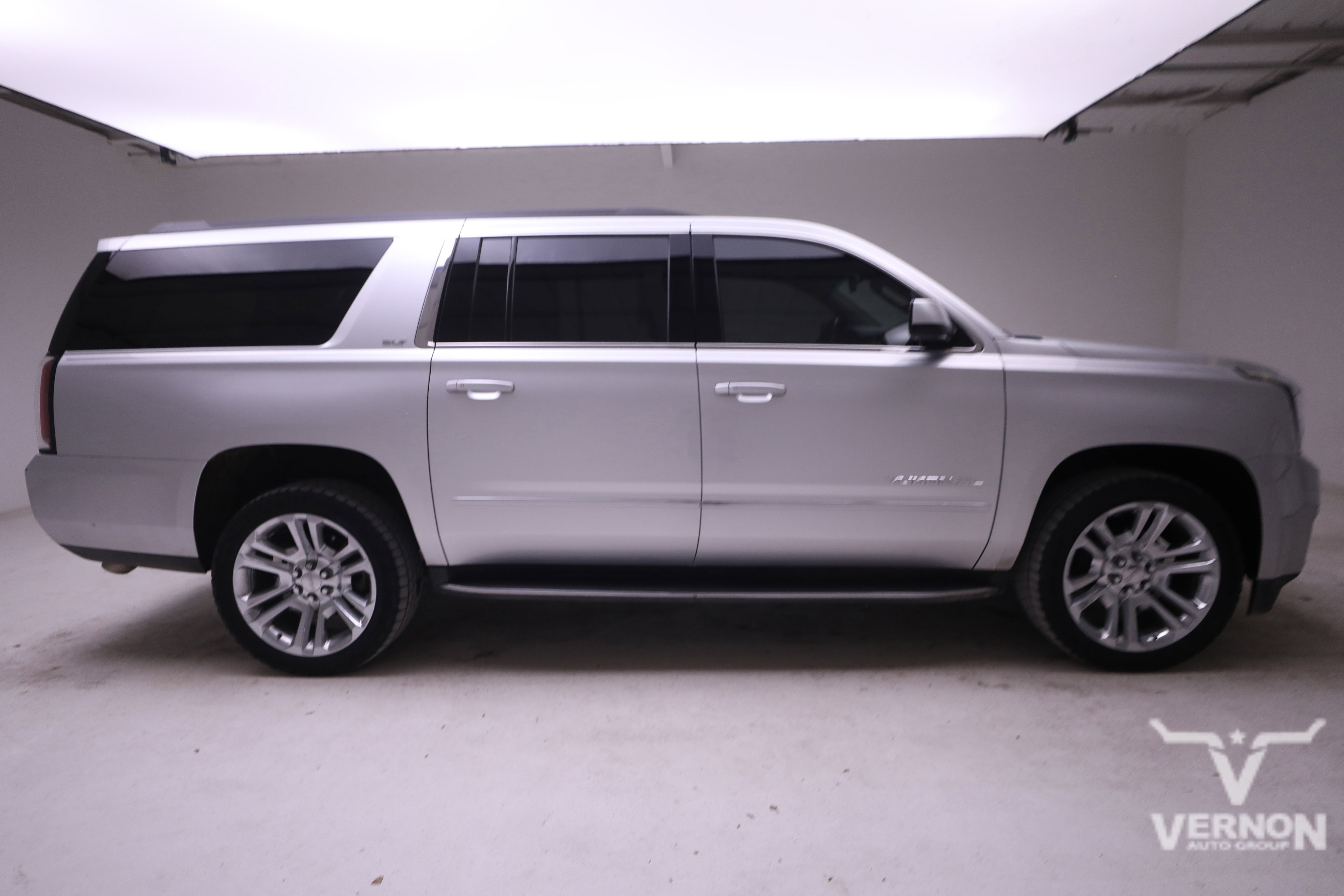 Used 2020 GMC Yukon XL SLT w/ Premium Edition image 6