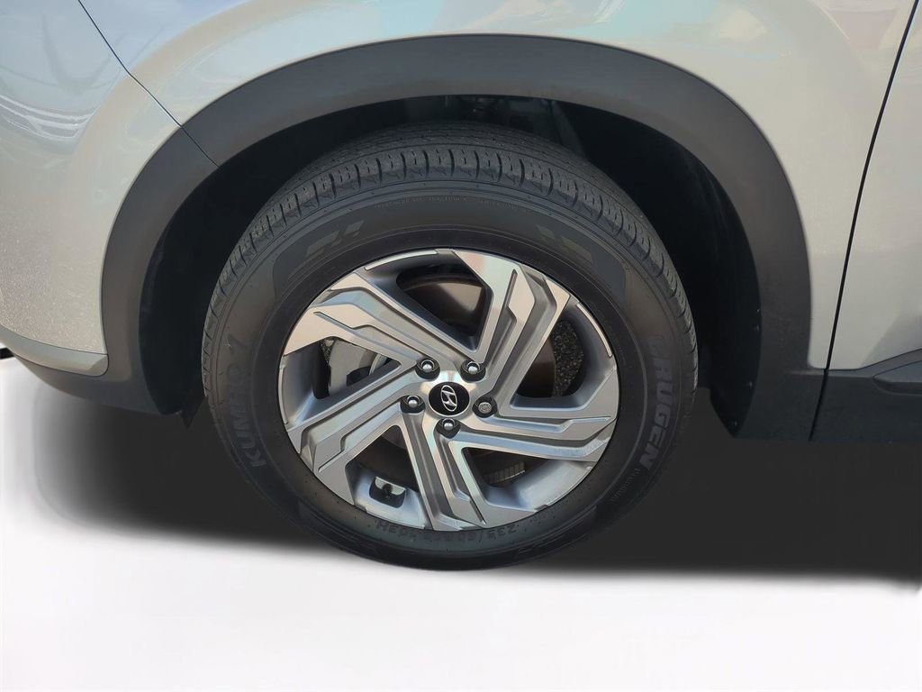 Used 2023 Hyundai Santa Fe SEL w/ Cargo Package FWD image 11