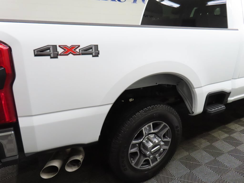 Used 2026 Ford F350 Lariat AWD/4WD image 43