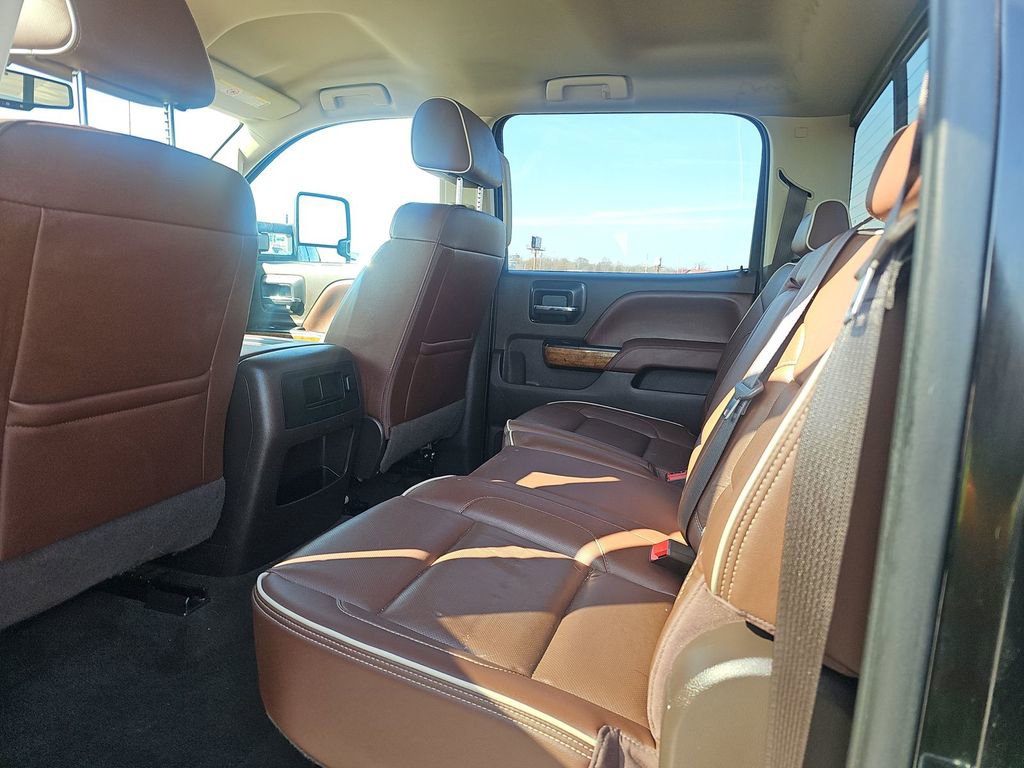 Used 2016 Chevrolet Silverado 2500 High Country image 14