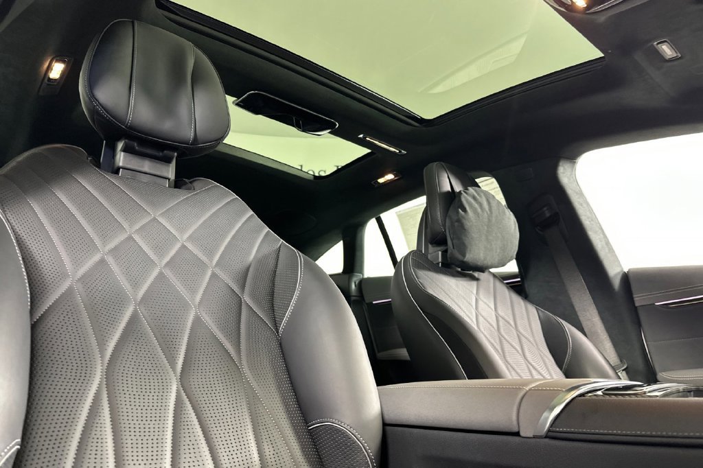 Certified 2023 Mercedes-Benz EQS AMG 4MATIC image 22