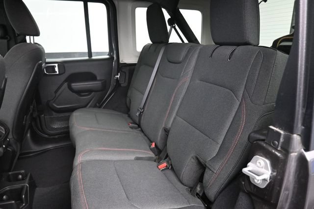 Used 2025 Jeep Wrangler Unlimited Rubicon AWD/4WD image 26
