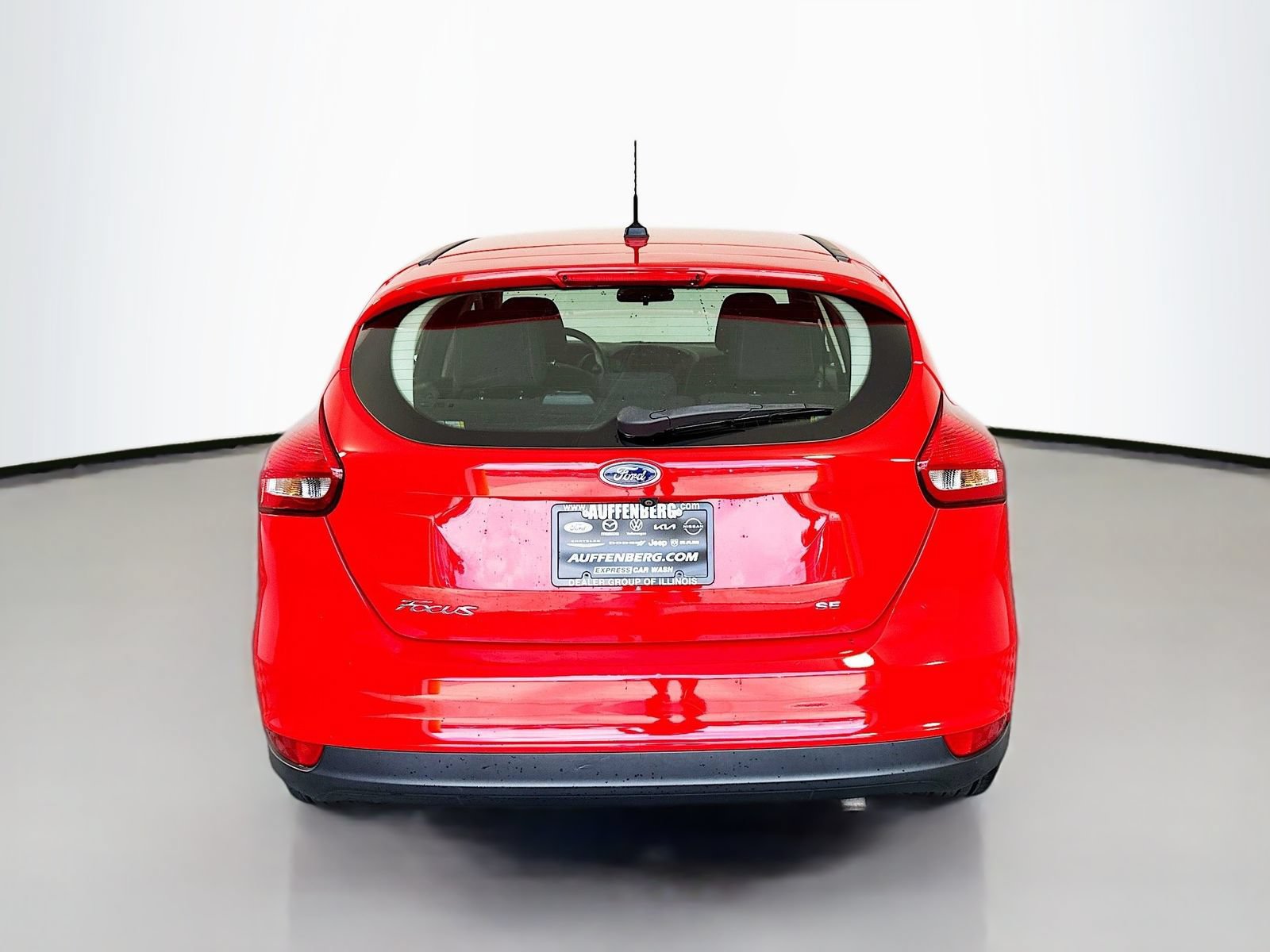 Used 2017 Ford Focus SE FWD image 6