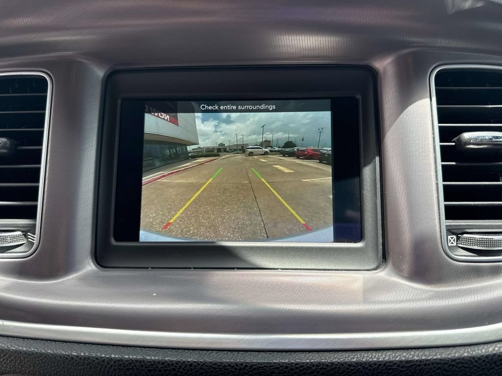 Used 2022 Dodge Charger SXT RWD image 27