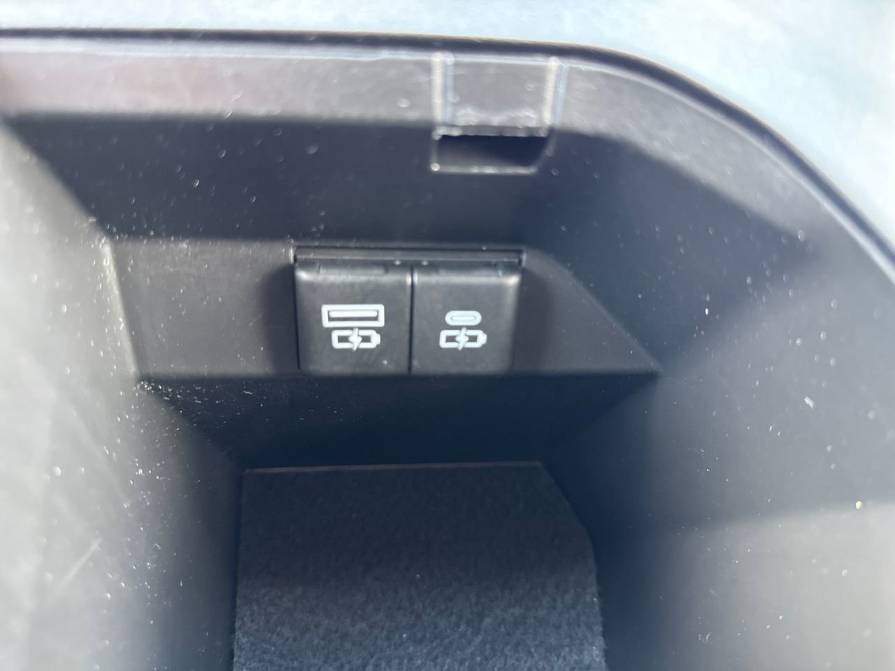 Used 2024 Toyota Camry SE FWD image 29