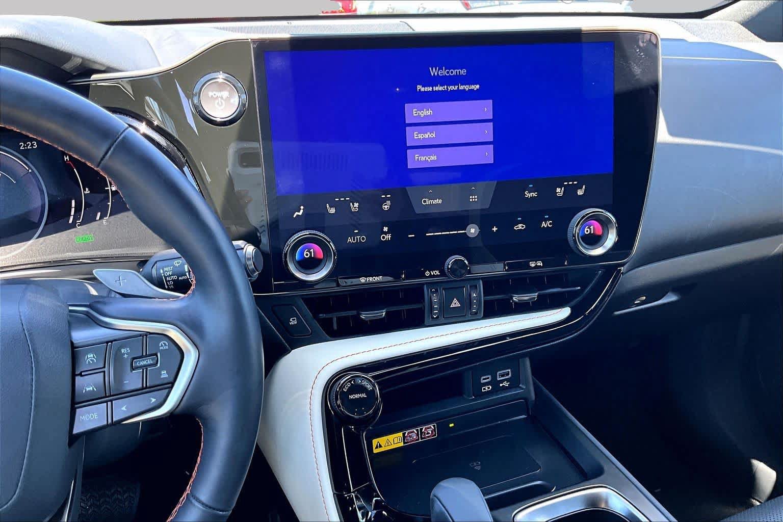 Used 2023 Lexus NX 350h AWD w/ Vision Package image 6