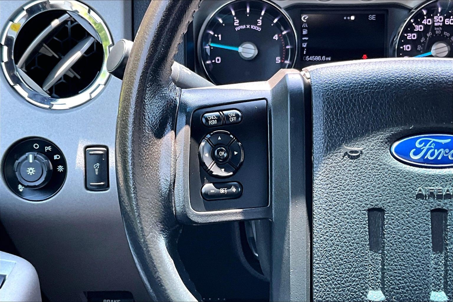 Used 2015 Ford F250 Lariat w/ Chrome Package AWD/4WD image 20
