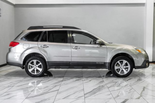 Used 2014 Subaru Outback 2.5i Limited AWD/4WD image 11