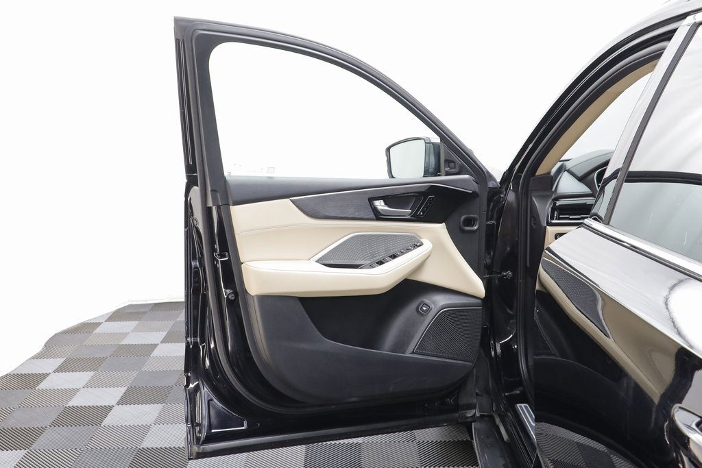 Used 2022 Acura MDX SH-AWD w/ Advance Package image 5