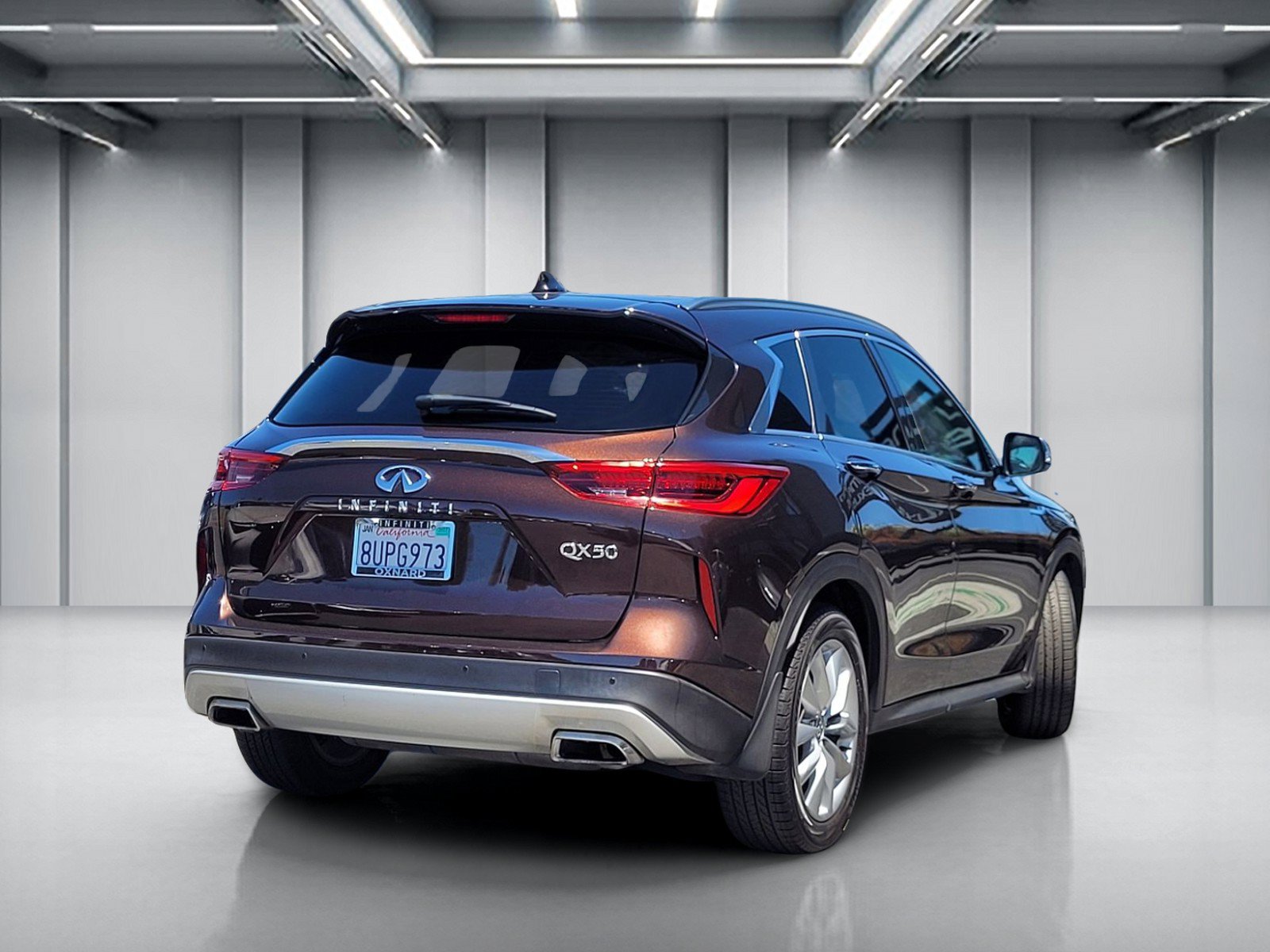 Used 2020 INFINITI QX50 Luxe w/ Navigation Package FWD image 5