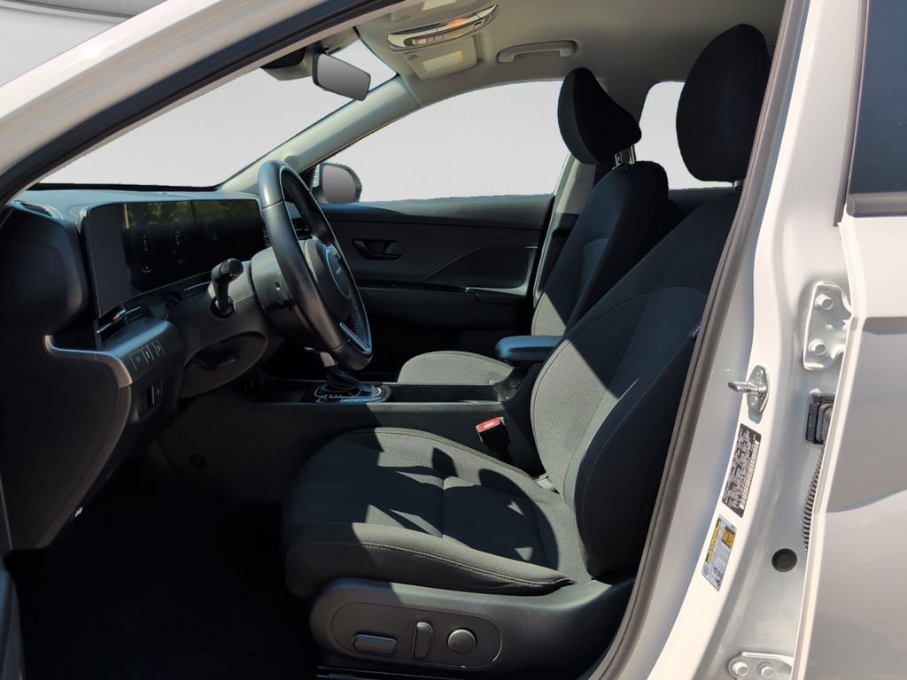 Used 2024 Hyundai Kona SEL FWD image 16
