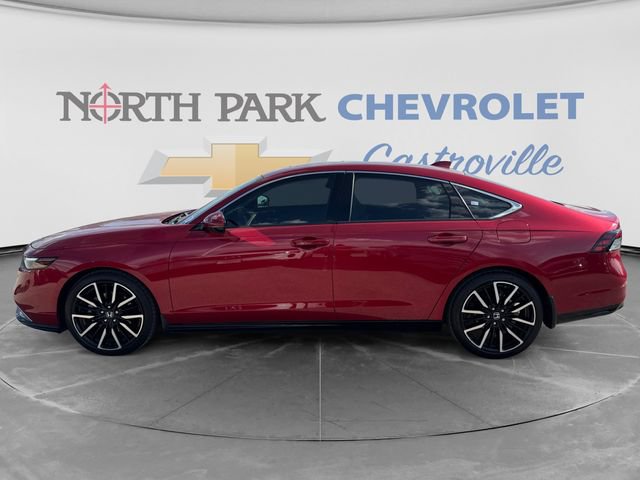 Used 2024 Honda Accord Touring image 6