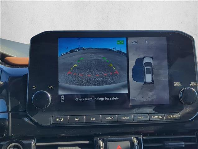 Used 2022 Nissan Pathfinder Platinum w/ Cargo Package image 12