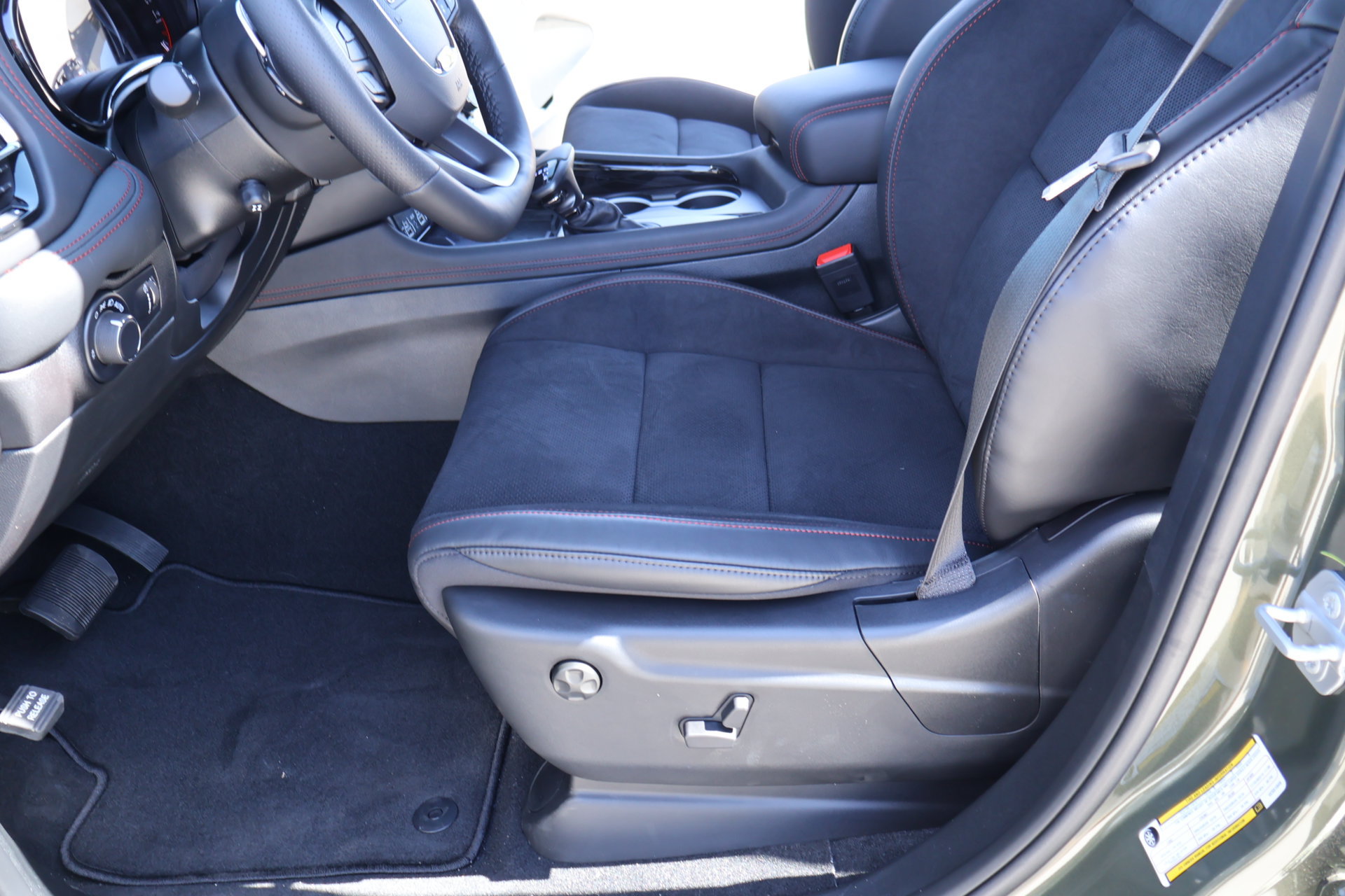 New 2027 Dodge Durango GT AWD/4WD image 12