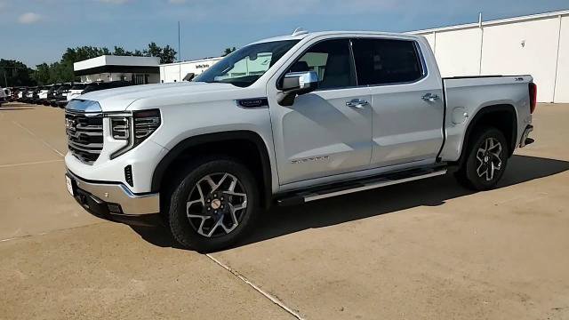 New 2026 GMC Sierra 1500 SLT w/ SLT Premium Plus Package AWD/4WD image 4